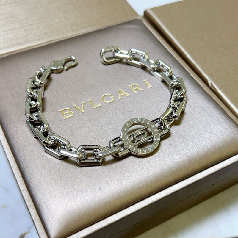 Gvc*1 bracelets